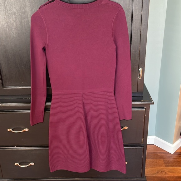Banana Republic sweater dress - Picture 5 of 7